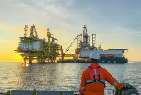 Marine Services in Dubai – Advanced Foundry and Casting Solutions for Maritime Industries