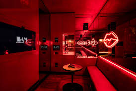 London Karaoke Night Ideas: What to Expect at the Best Bars